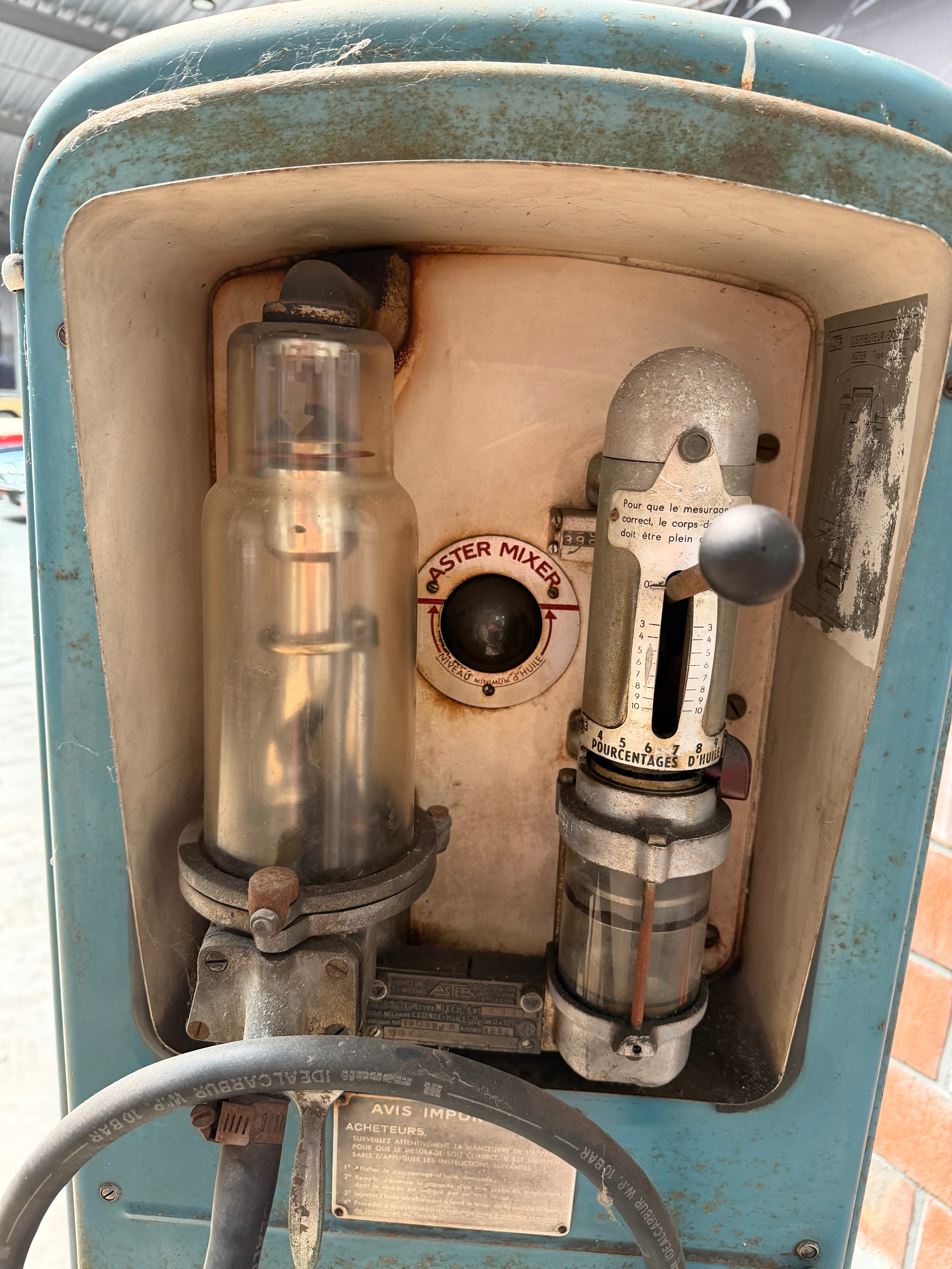 Bret-Oil Oliemengpomp – Origineel Garage- en Bromfietserfgoed