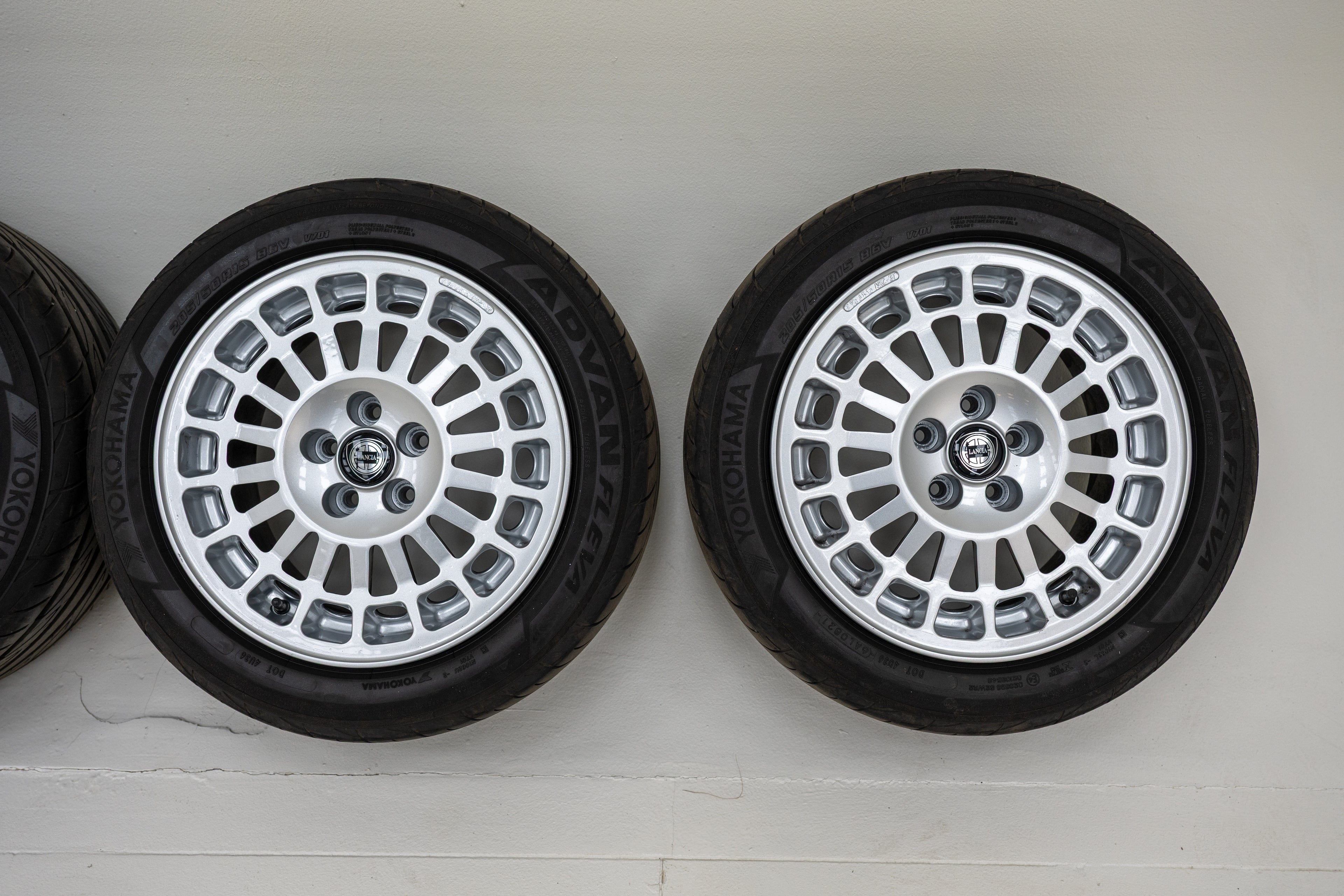 Originele velgen OEM met nieuwe banden – Lancia Delta HF Integrale Evoluzione I
